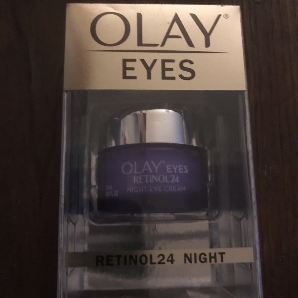 Olay retinol24 night eye cream